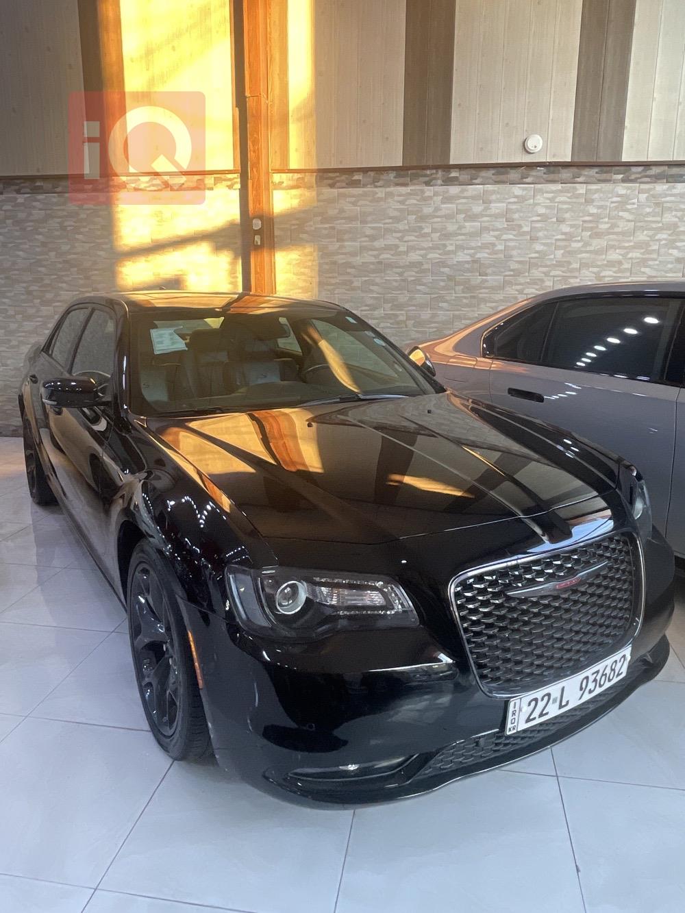 کرایسلەر 300